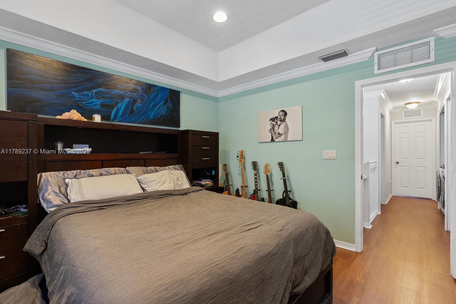 LAKES BY THE BAY JAY - Residential