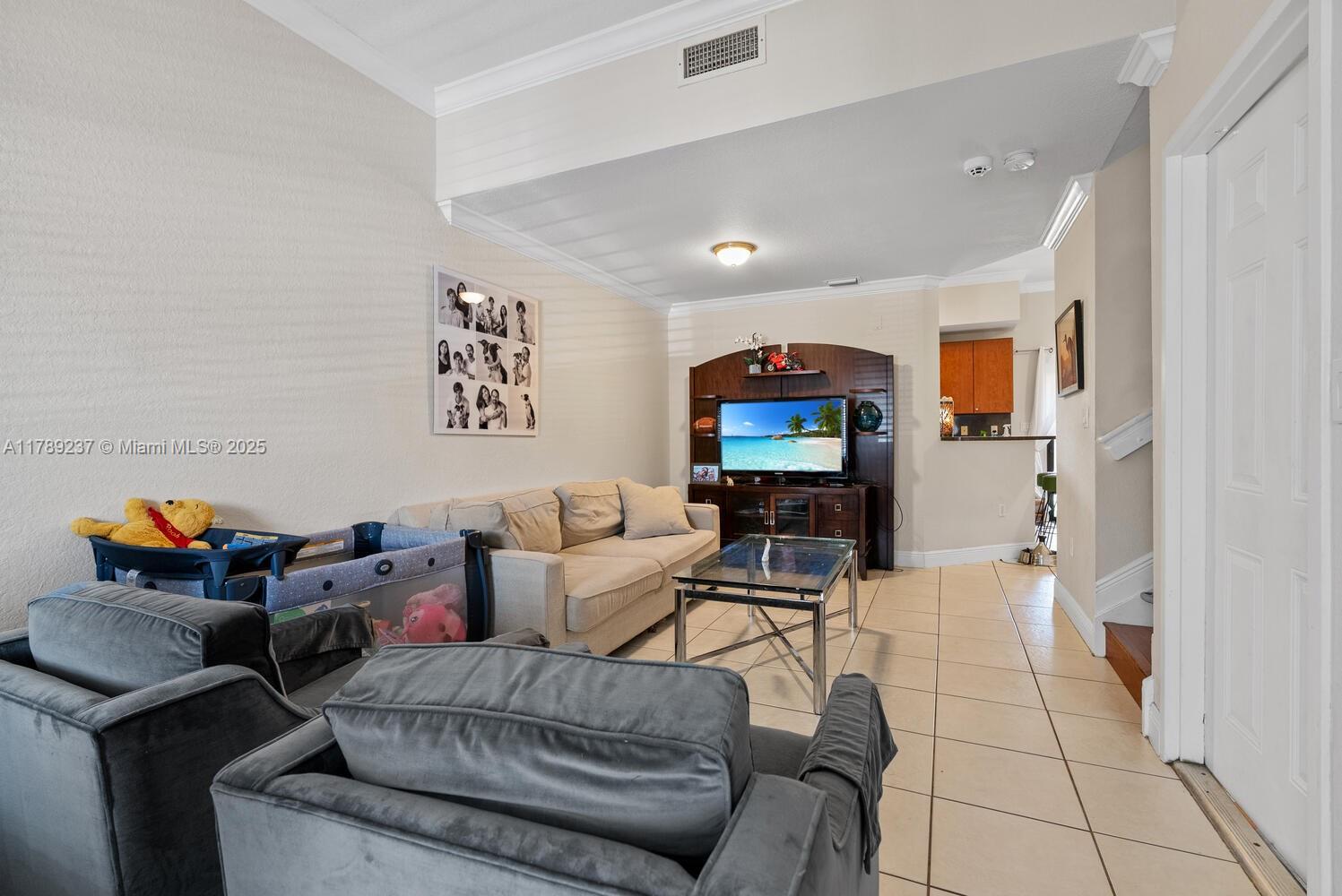 Property for Sale at 21937 Sw 88th Path, Cutler Bay, Miami-Dade County, Florida - Bedrooms: 3 
Bathrooms: 3  - $465,000
