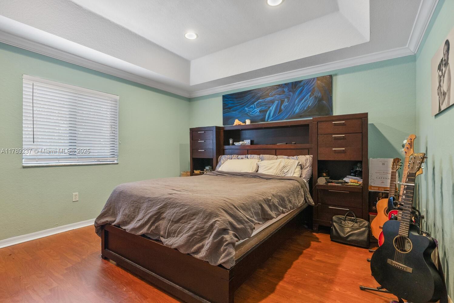 LAKES BY THE BAY JAY - Residential