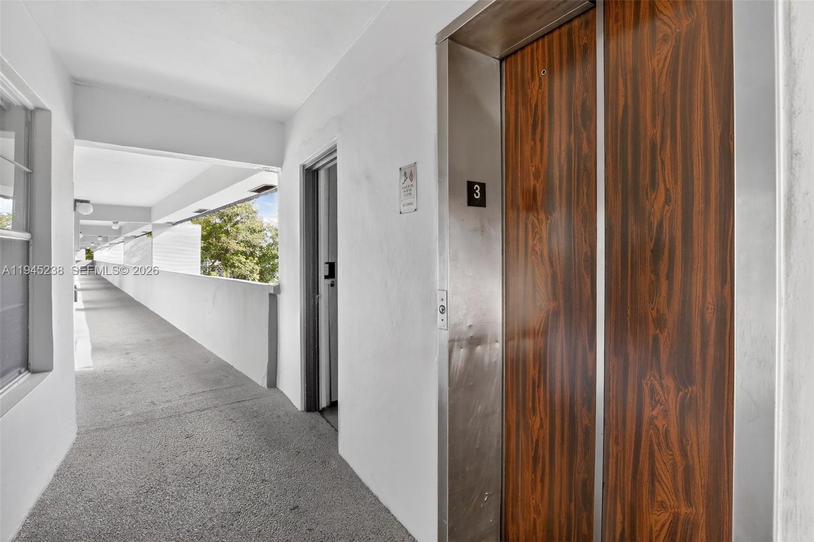 ORIOLE GOLF & TENNIS CLUB - Residential