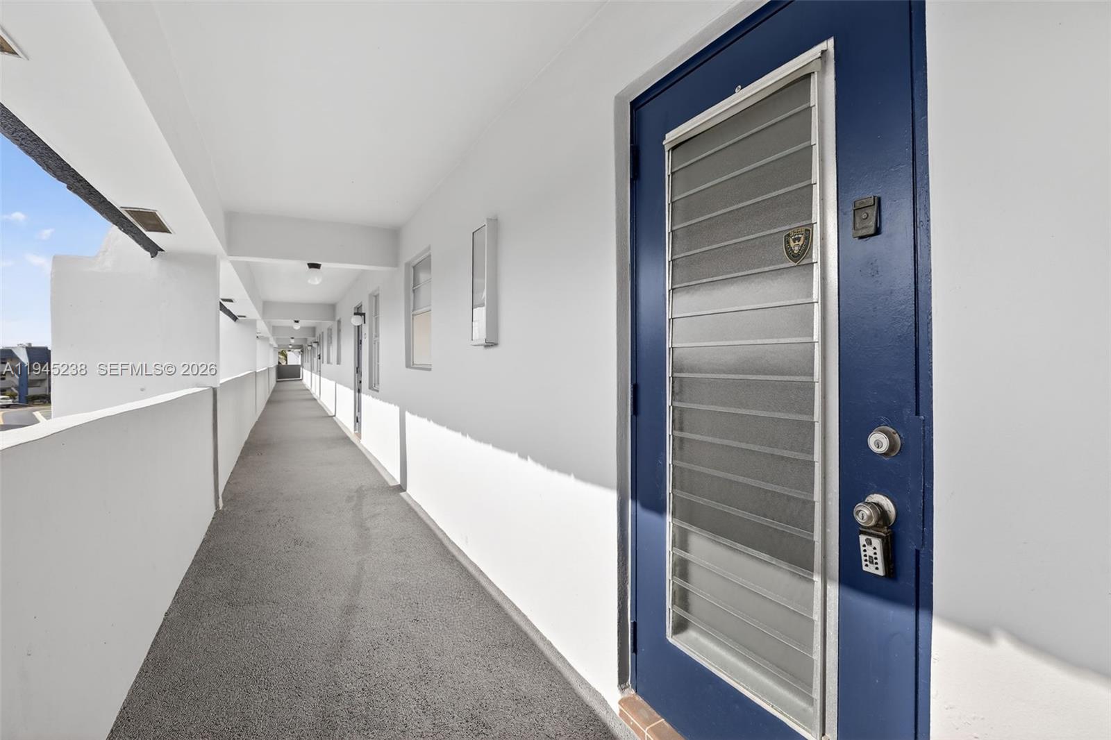 ORIOLE GOLF & TENNIS CLUB - Residential