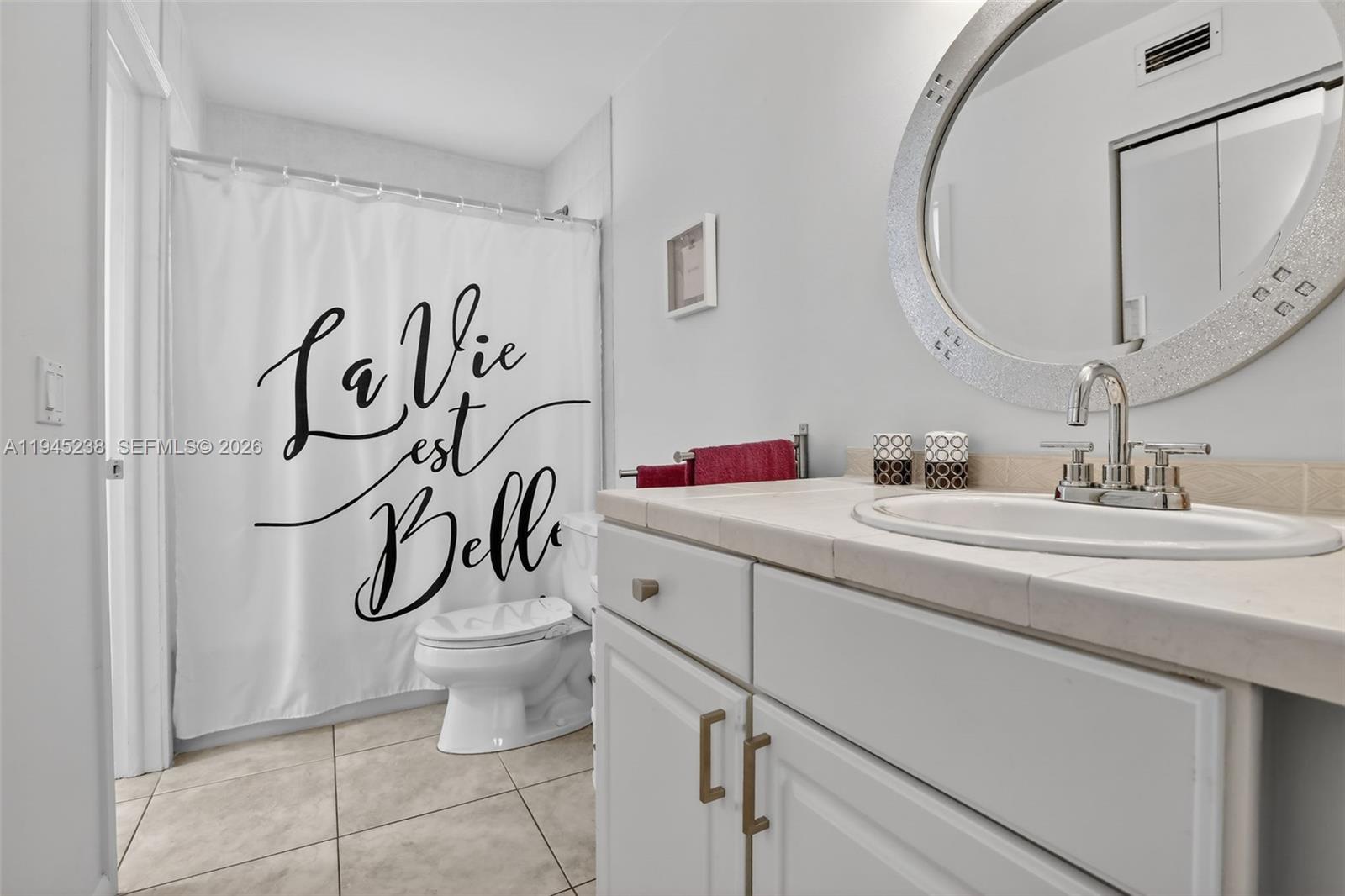 ORIOLE GOLF & TENNIS CLUB - Residential