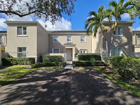 Photo of 5570 SW 70th Pl S, Miami, FL 33155 (MLS # A11884462)
