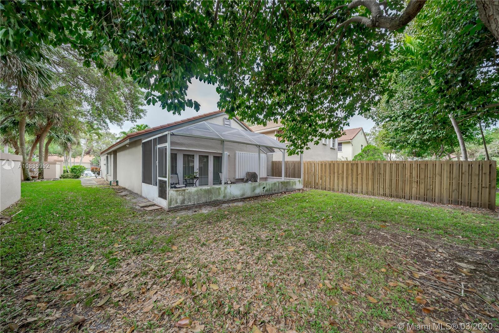 BRIDGEWATER AT PLANTATION - Residential