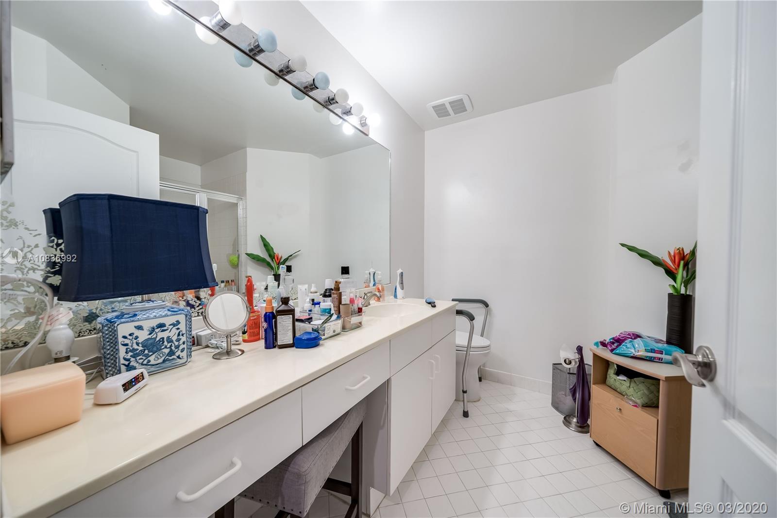 BRIDGEWATER AT PLANTATION - Residential