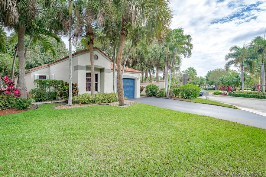 Beautiful and well-kept 3/2 home in cul-de-sec in Bridgewater. Updated kitchen with extra cabinetry. New appliances installed 2018. Screened patio. New fence 2018. New Newer sprinkler system. Newer air handler (2017). Stone-coated steel roof. Fantastic home for a young family.