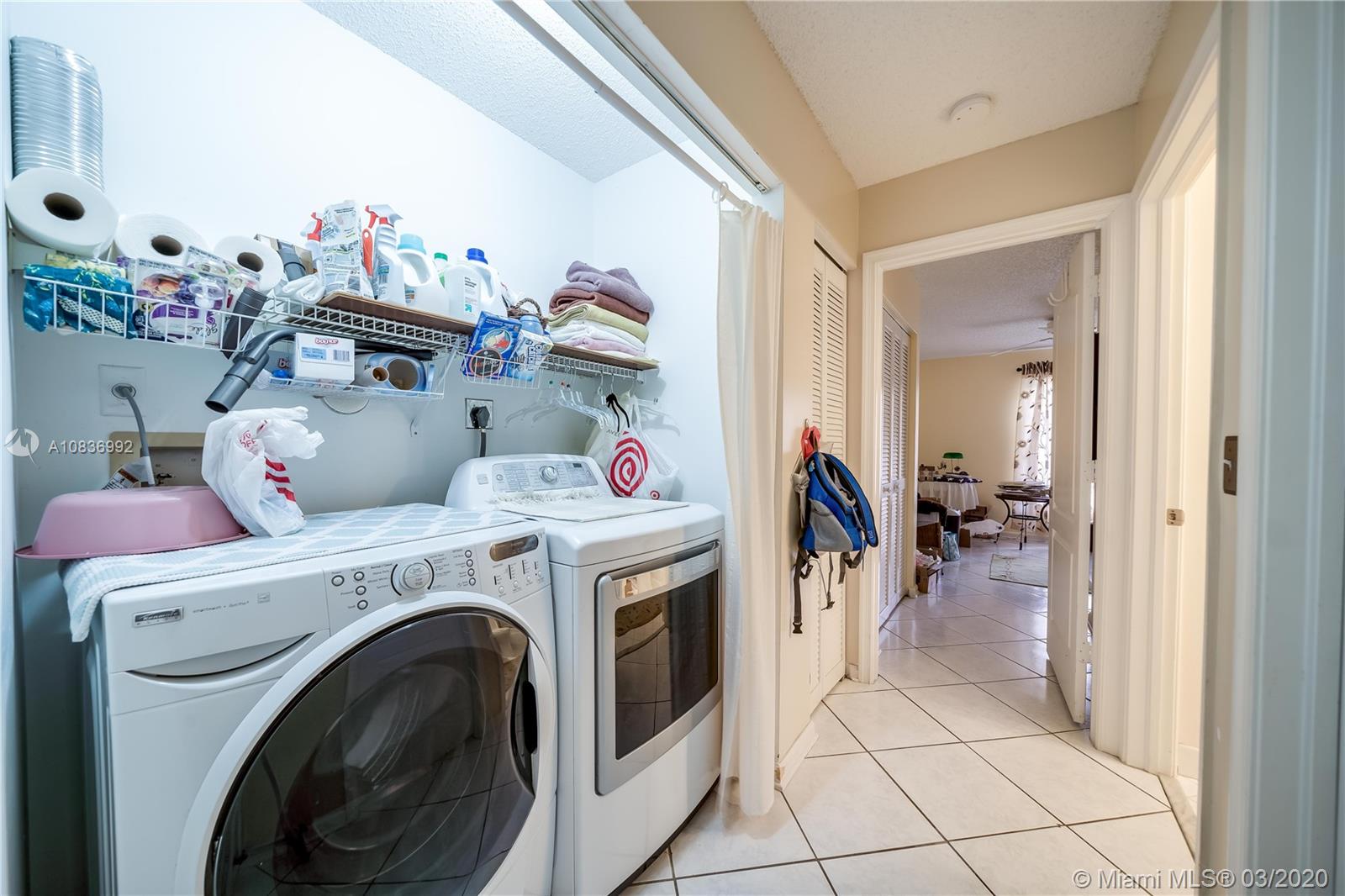 BRIDGEWATER AT PLANTATION - Residential