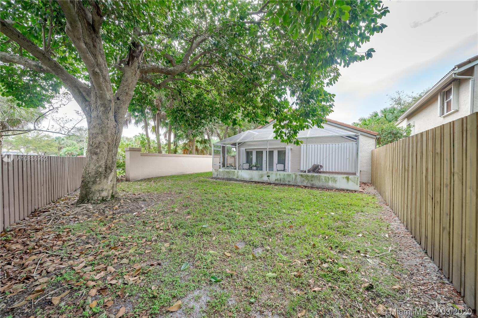 BRIDGEWATER AT PLANTATION - Residential