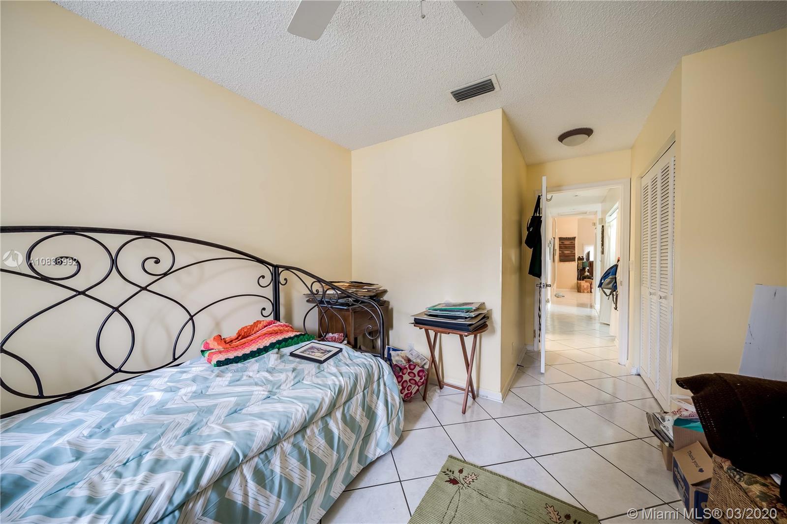 BRIDGEWATER AT PLANTATION - Residential