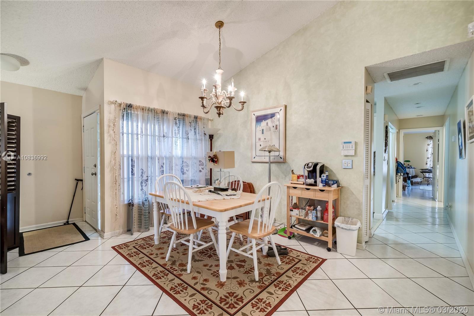 BRIDGEWATER AT PLANTATION - Residential