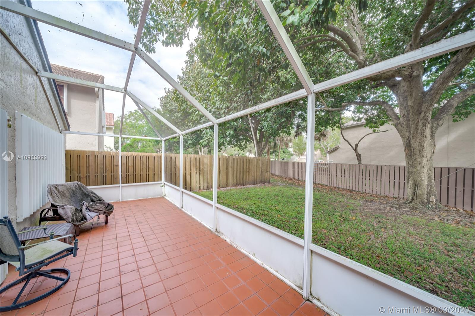 BRIDGEWATER AT PLANTATION - Residential