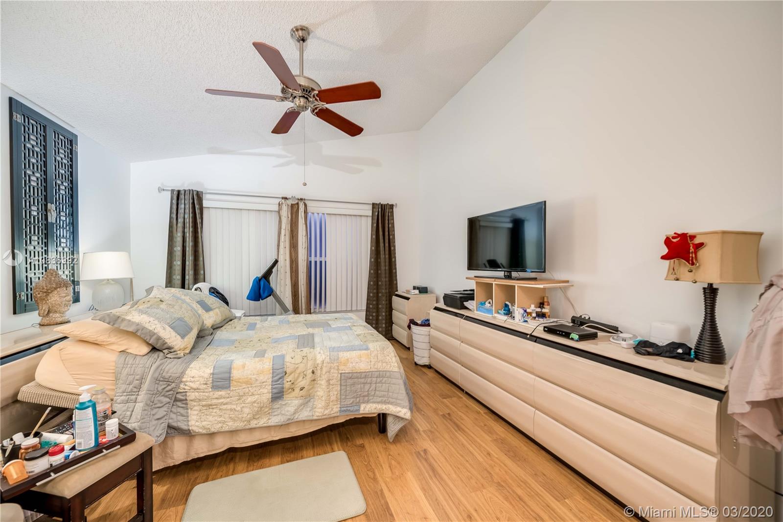 BRIDGEWATER AT PLANTATION - Residential