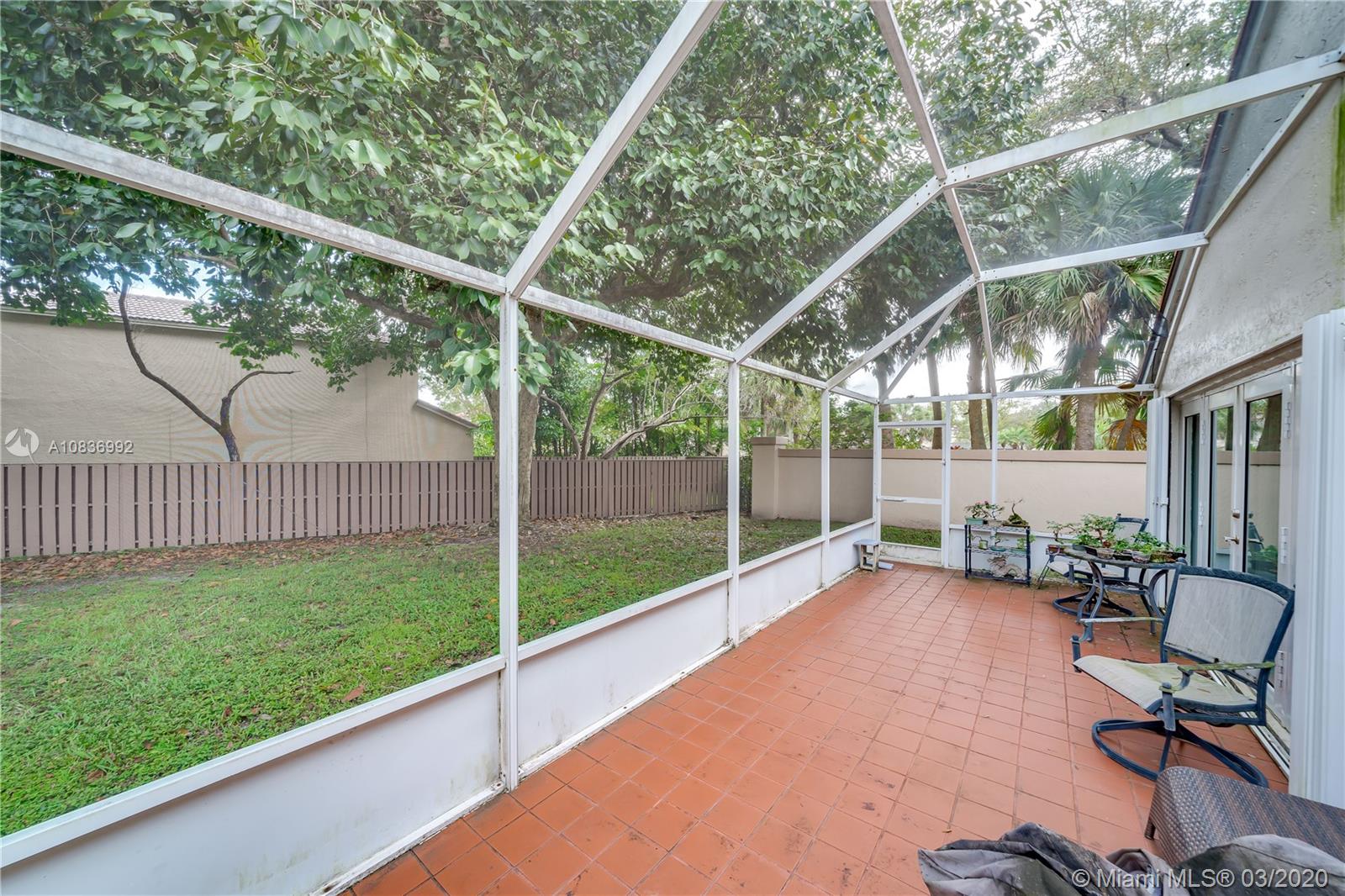 BRIDGEWATER AT PLANTATION - Residential