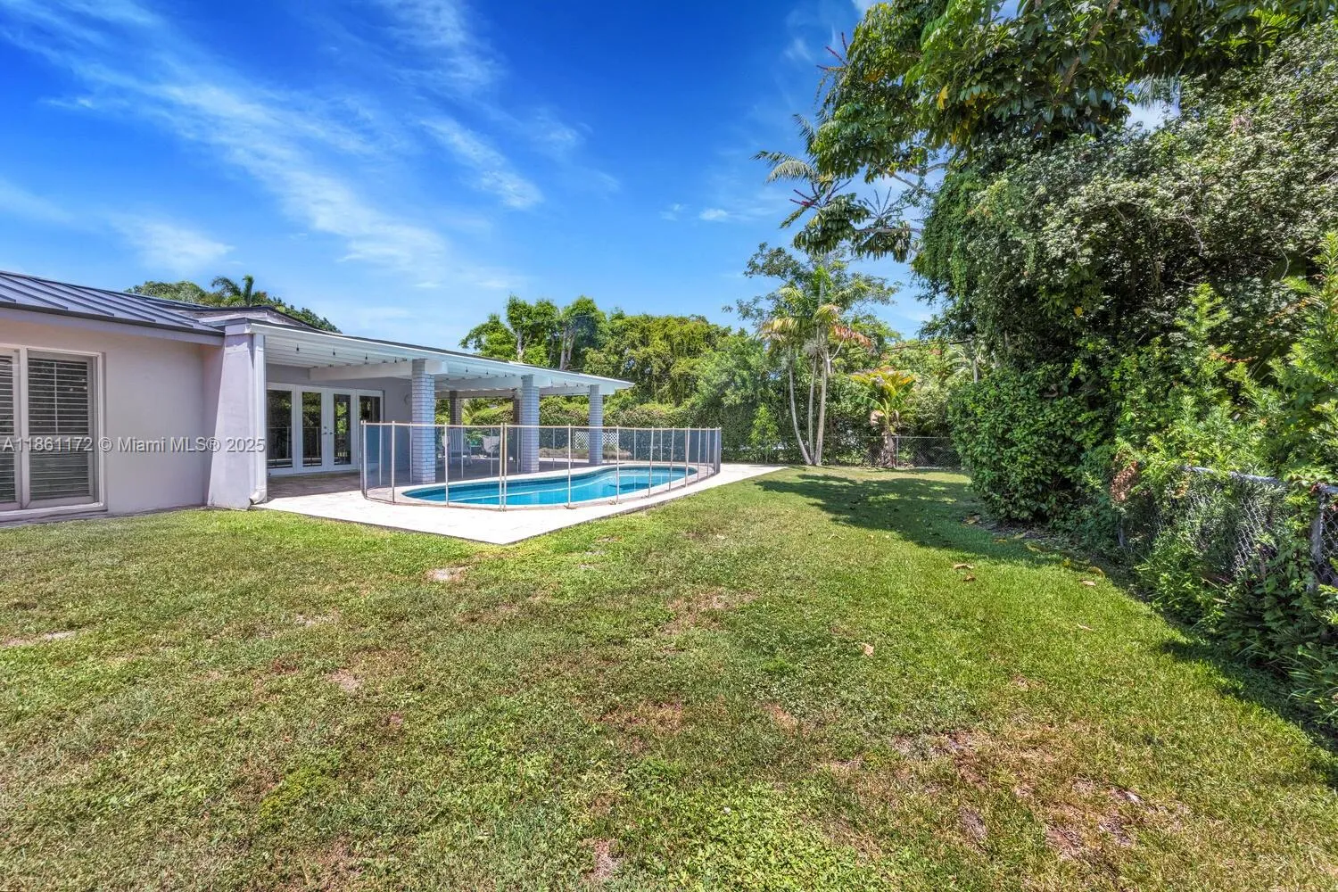 Palmetto Bay, Florida 33158, United States, 3 Bedrooms Bedrooms, ,3 BathroomsBathrooms,Residential,Active,194818