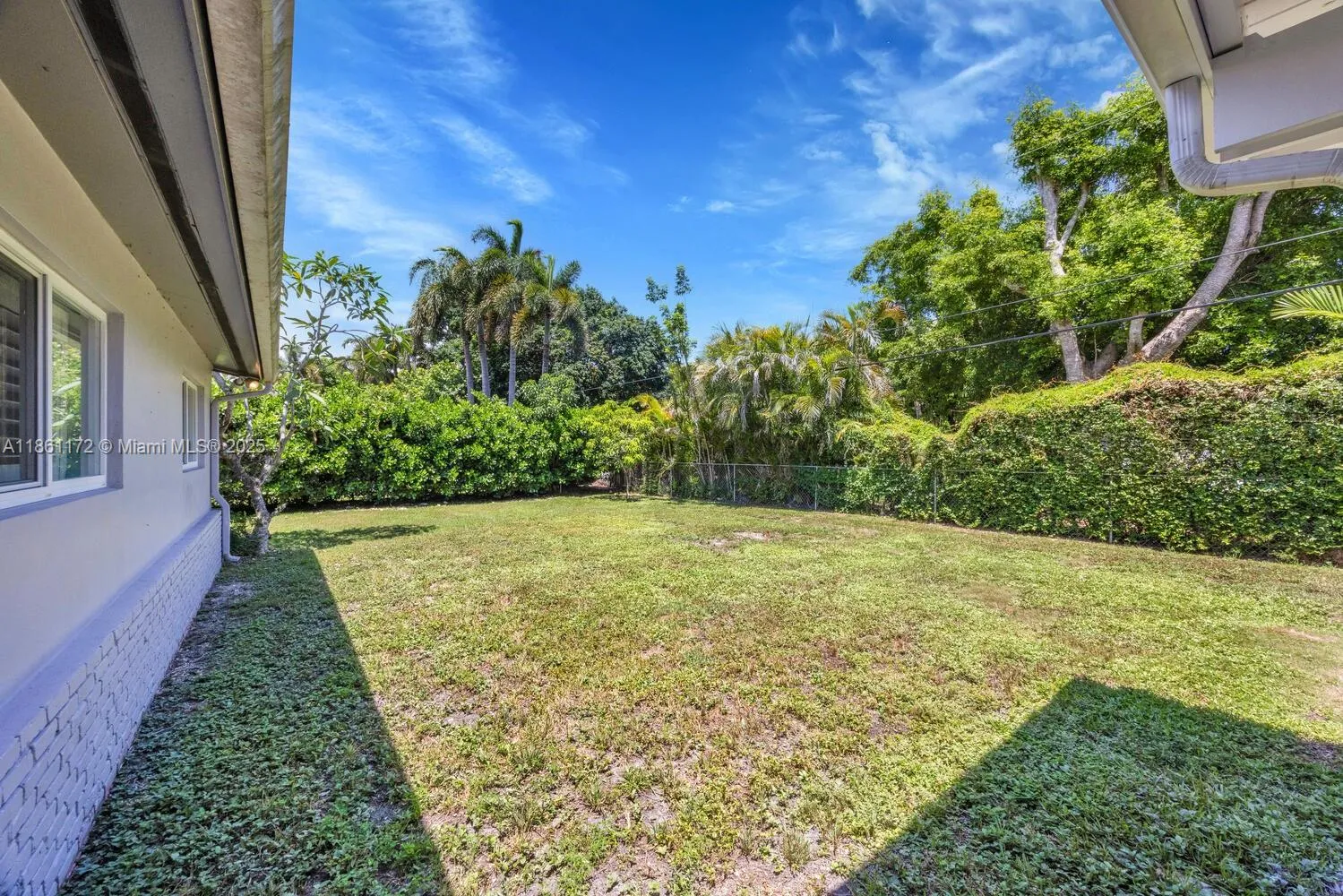 Palmetto Bay, Florida 33158, United States, 3 Bedrooms Bedrooms, ,3 BathroomsBathrooms,Residential,Active,194818