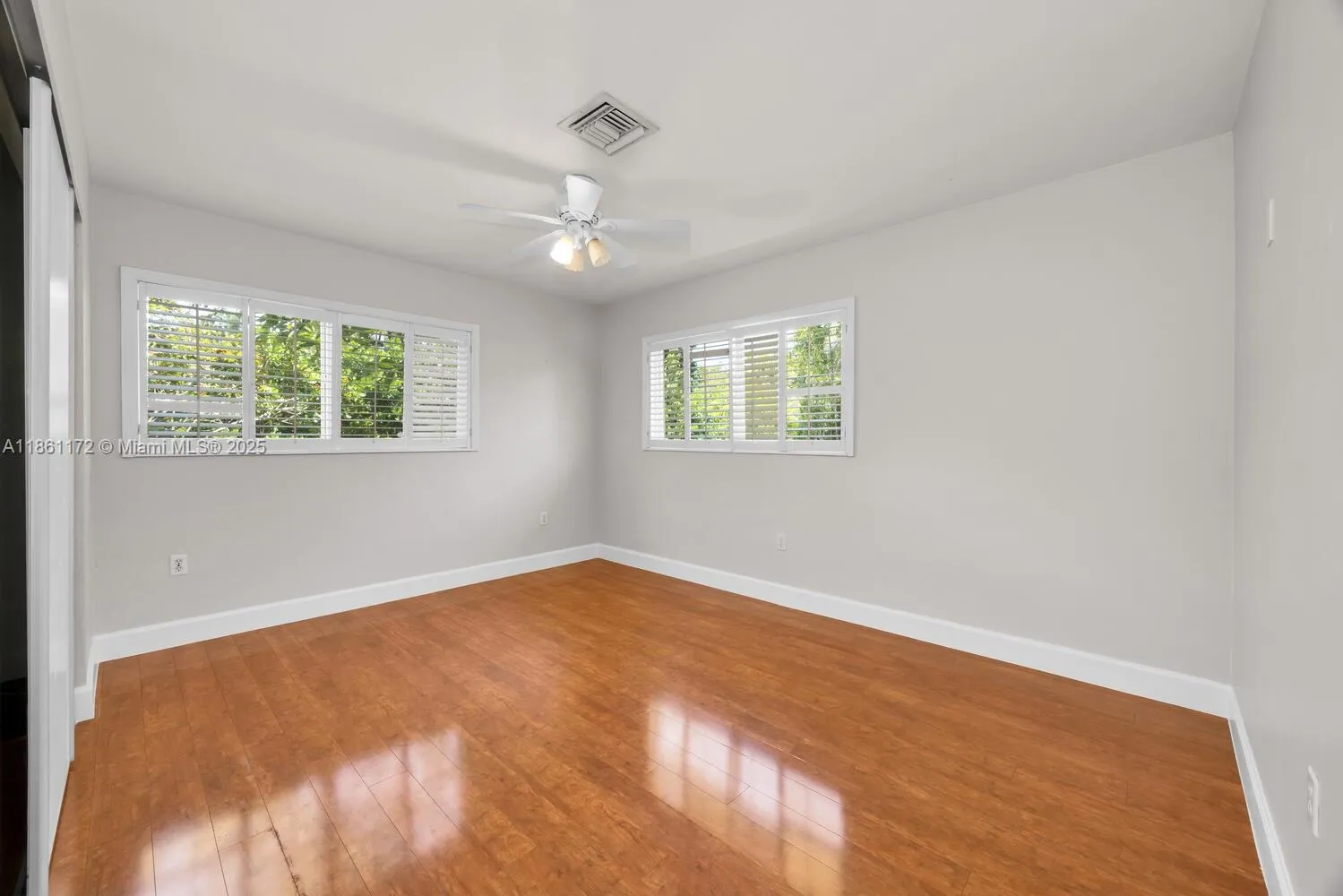 Palmetto Bay, Florida 33158, United States, 3 Bedrooms Bedrooms, ,3 BathroomsBathrooms,Residential,Active,194818