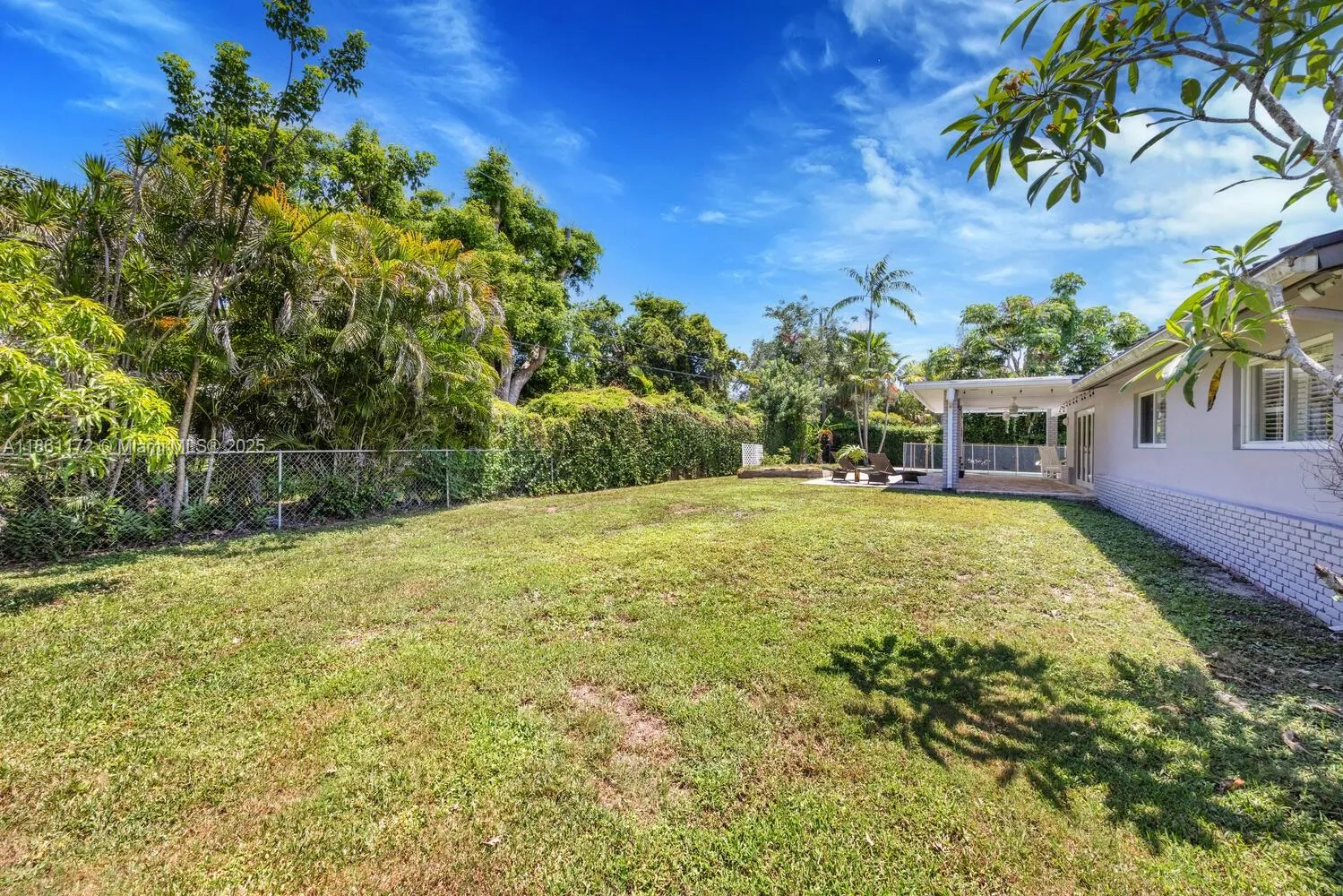 Palmetto Bay, Florida 33158, United States, 3 Bedrooms Bedrooms, ,3 BathroomsBathrooms,Residential,Active,194818