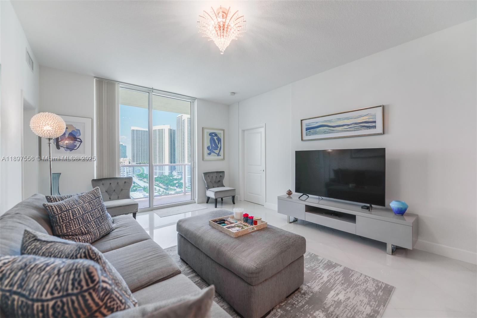 OCEAN MARINE YACHT CLUB C - Residential Lease