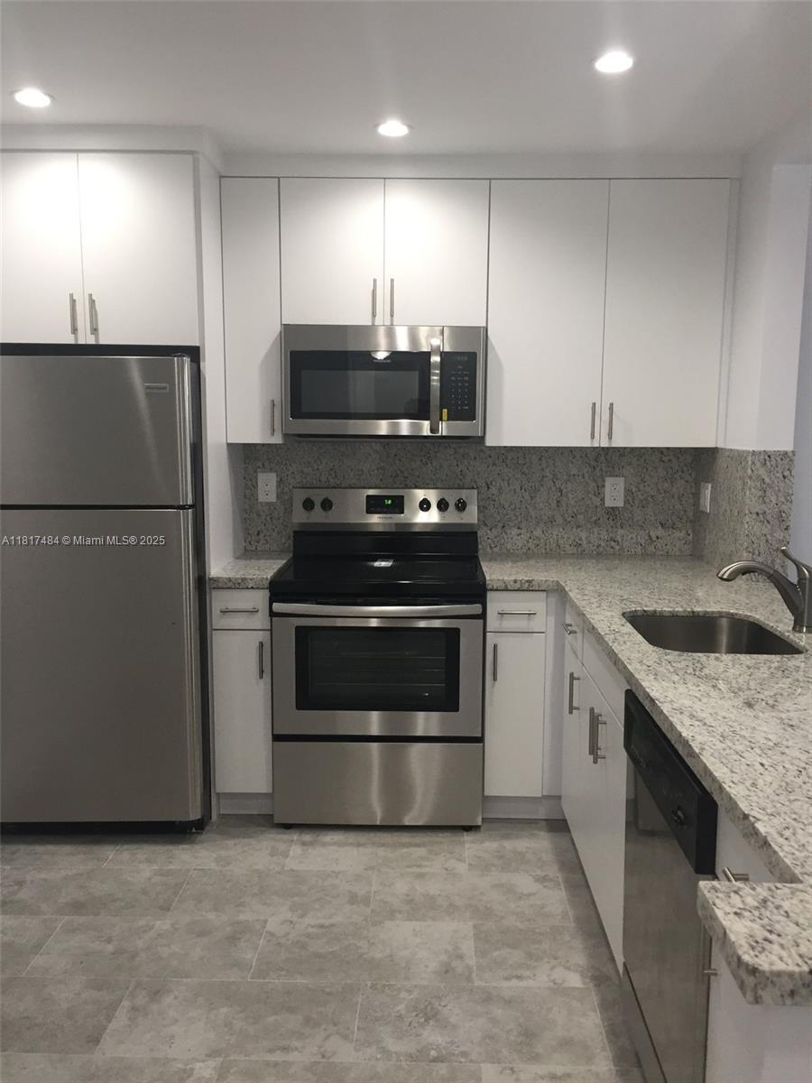 7840 Camino Real P312