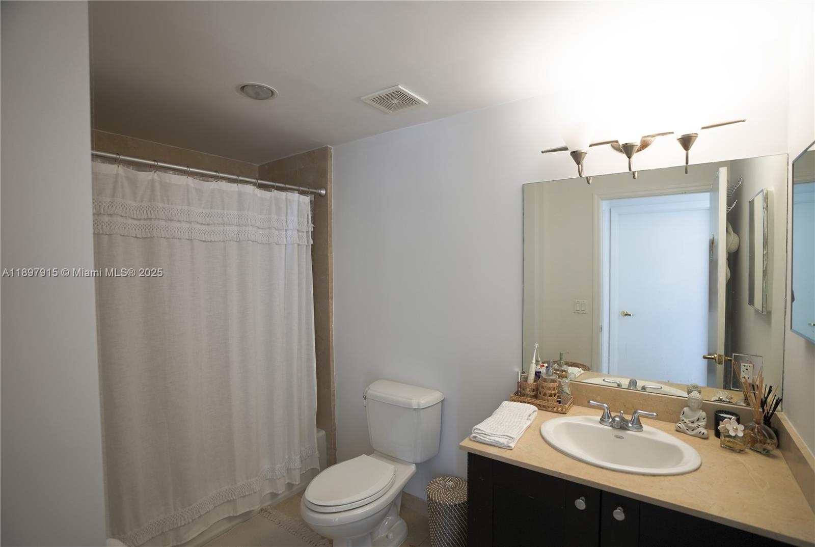 ONE VILLAGE PLACE CONDO - Residential