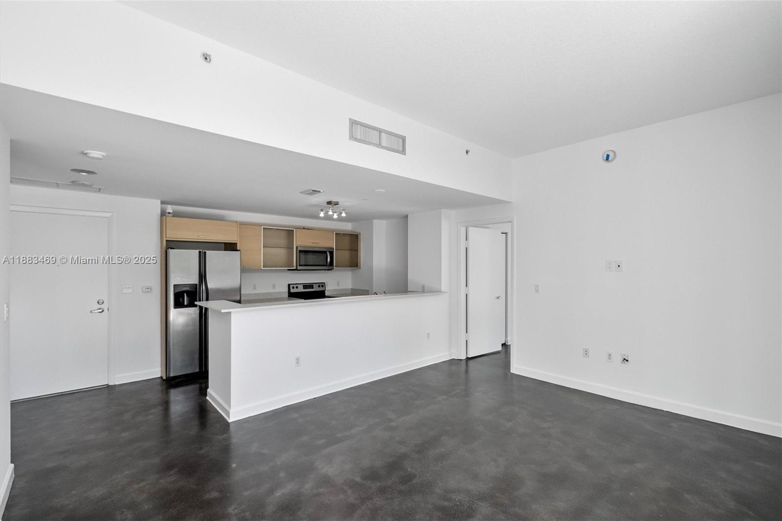 CITY 24 CONDO - Residential