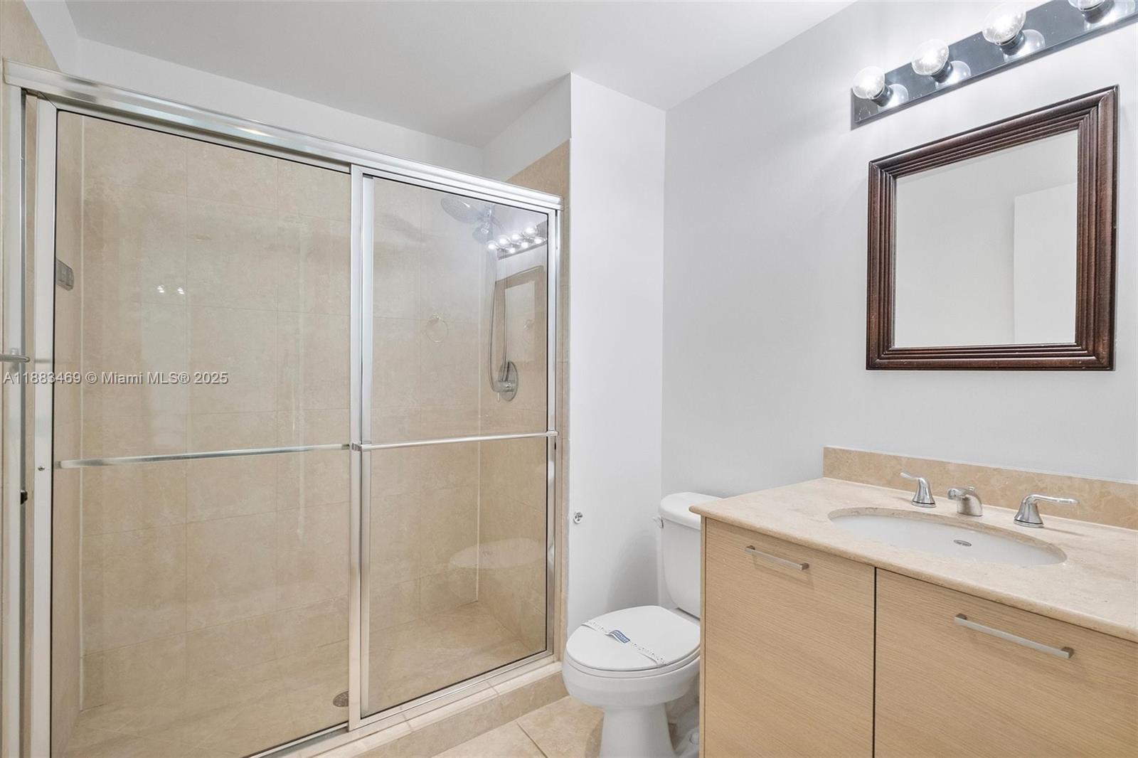 CITY 24 CONDO - Residential