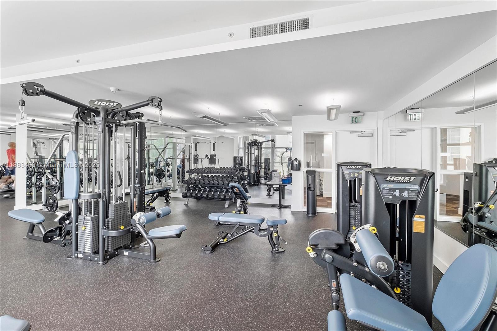 CITY 24 CONDO - Residential