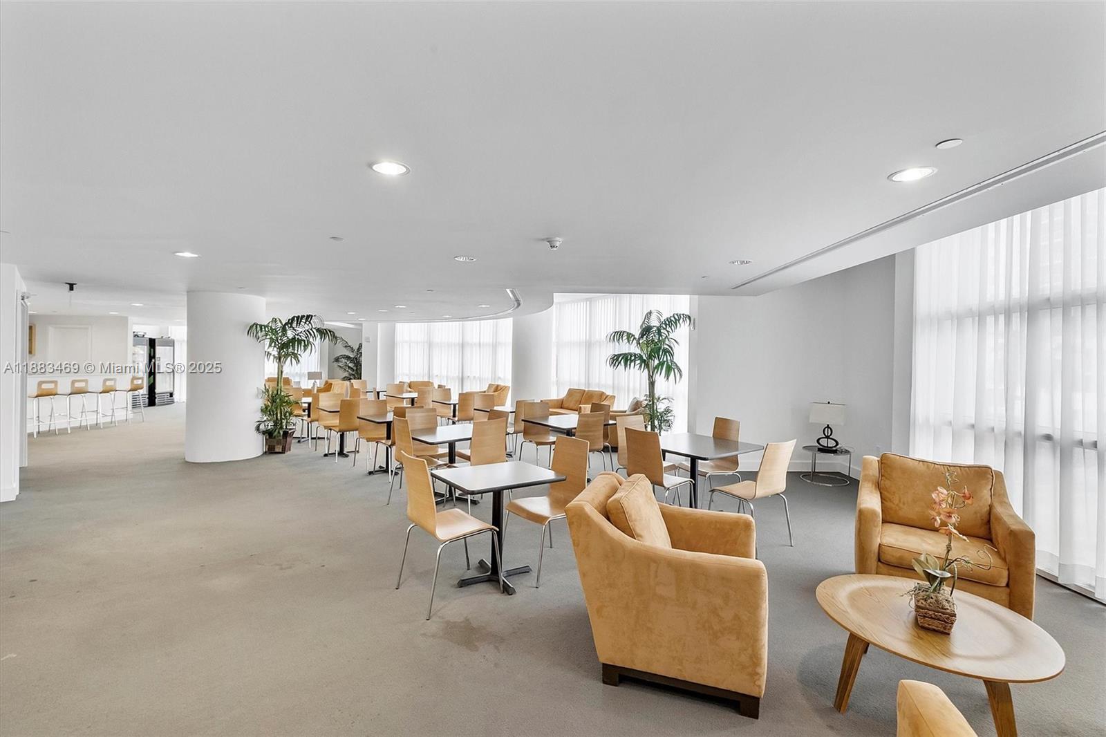 CITY 24 CONDO - Residential