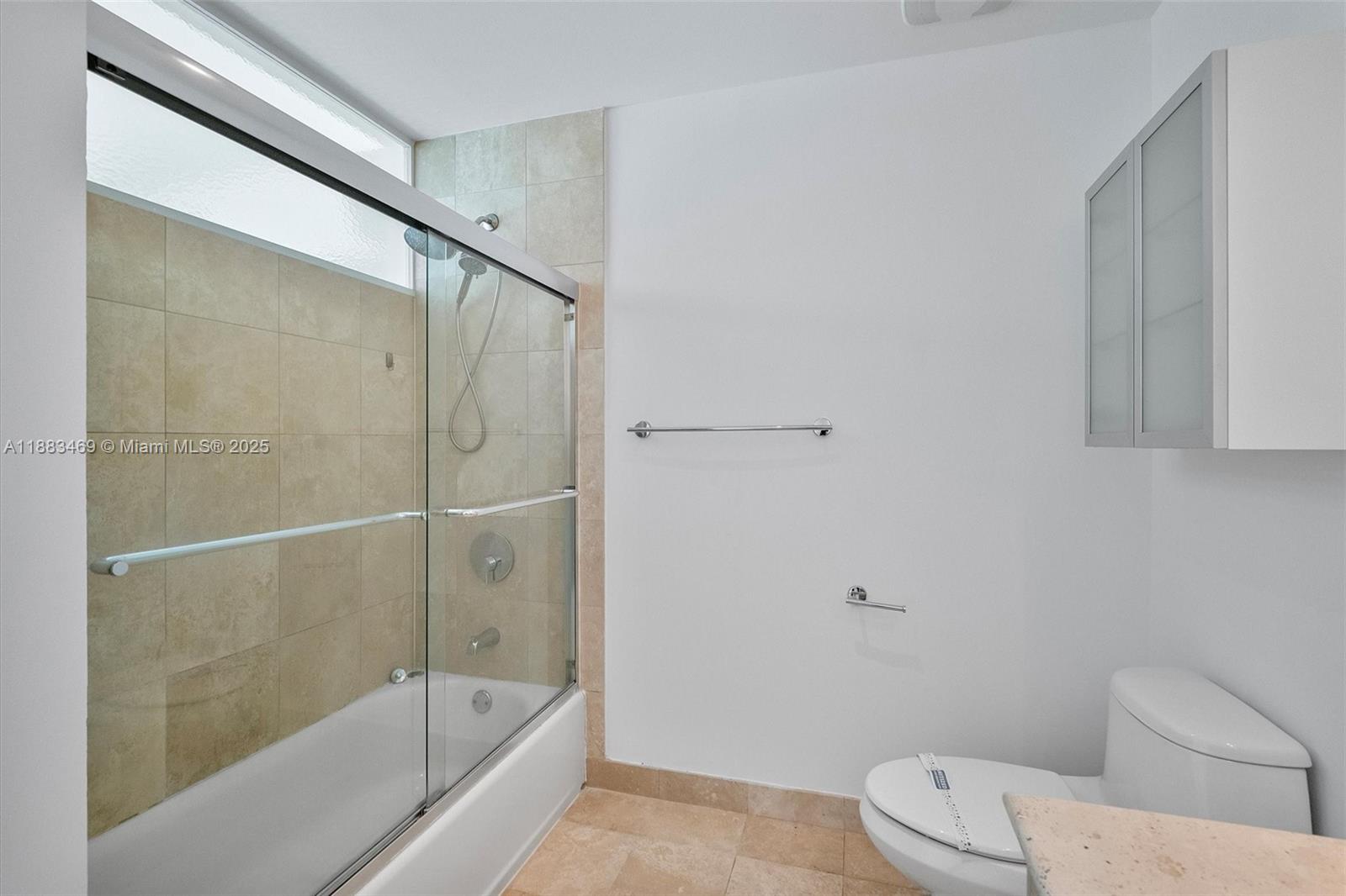 CITY 24 CONDO - Residential