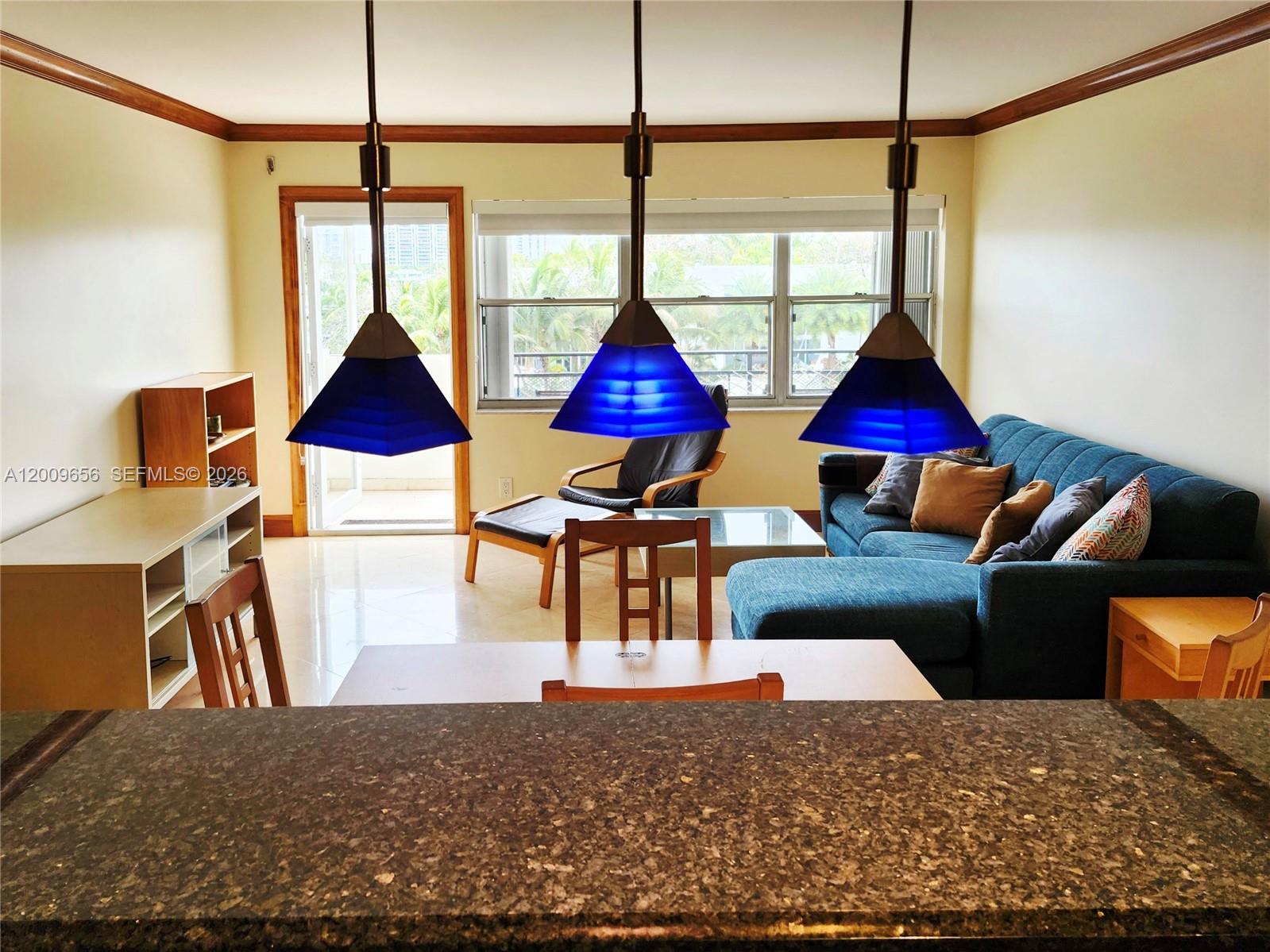 401 Golden Isles Dr 307