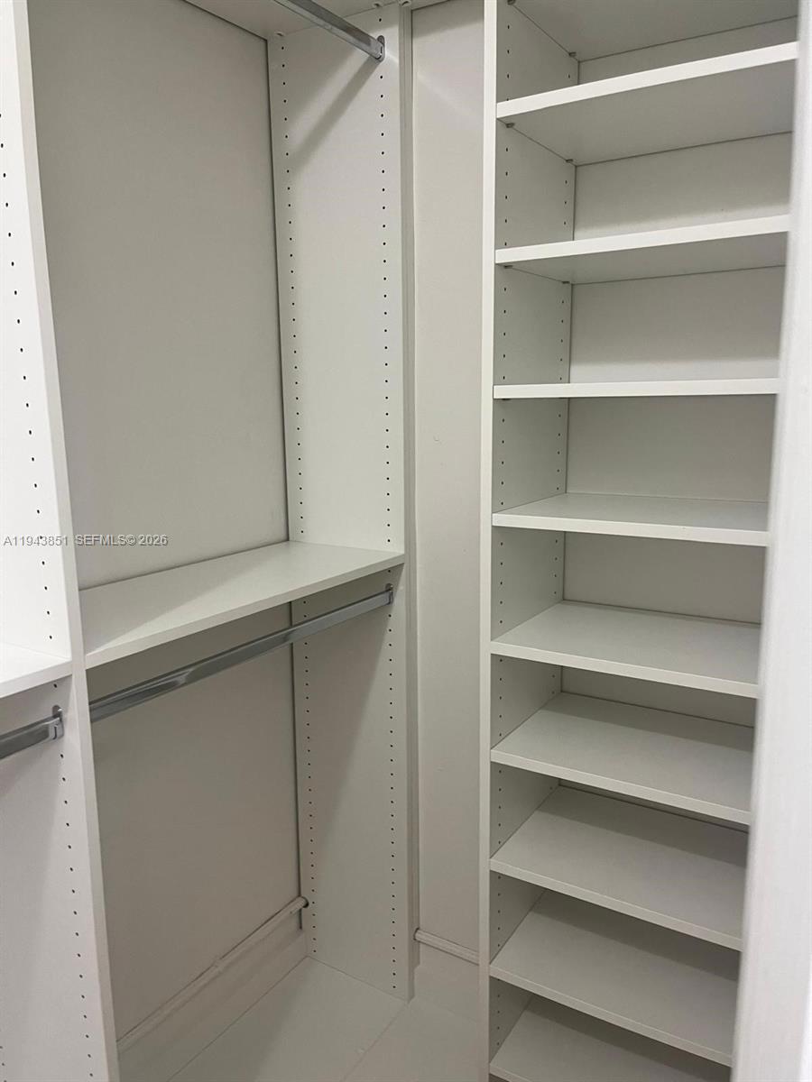 CORAL VILLAS REV - Residential Lease