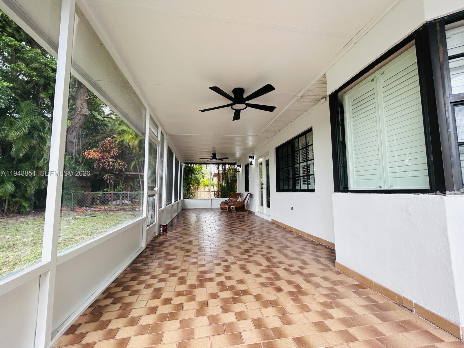 CORAL VILLAS REV - Residential Lease