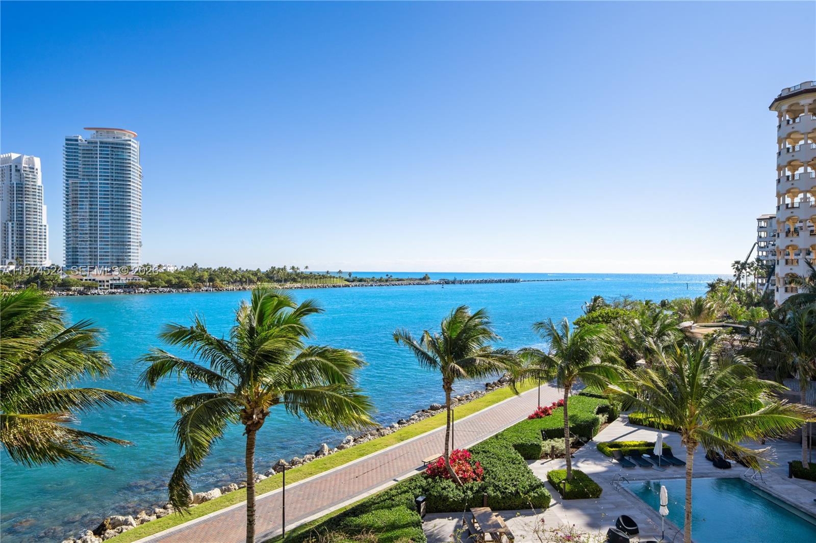 7043 Fisher Island Dr 7043