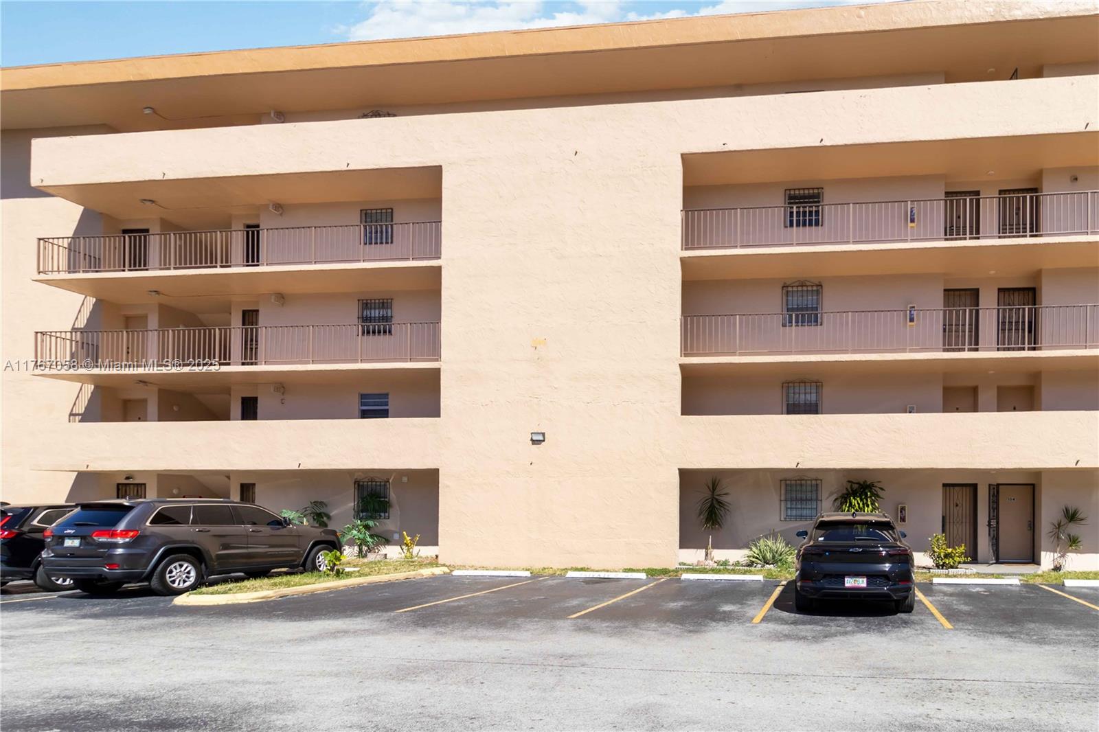 8895 Fontainebleau Blvd 504