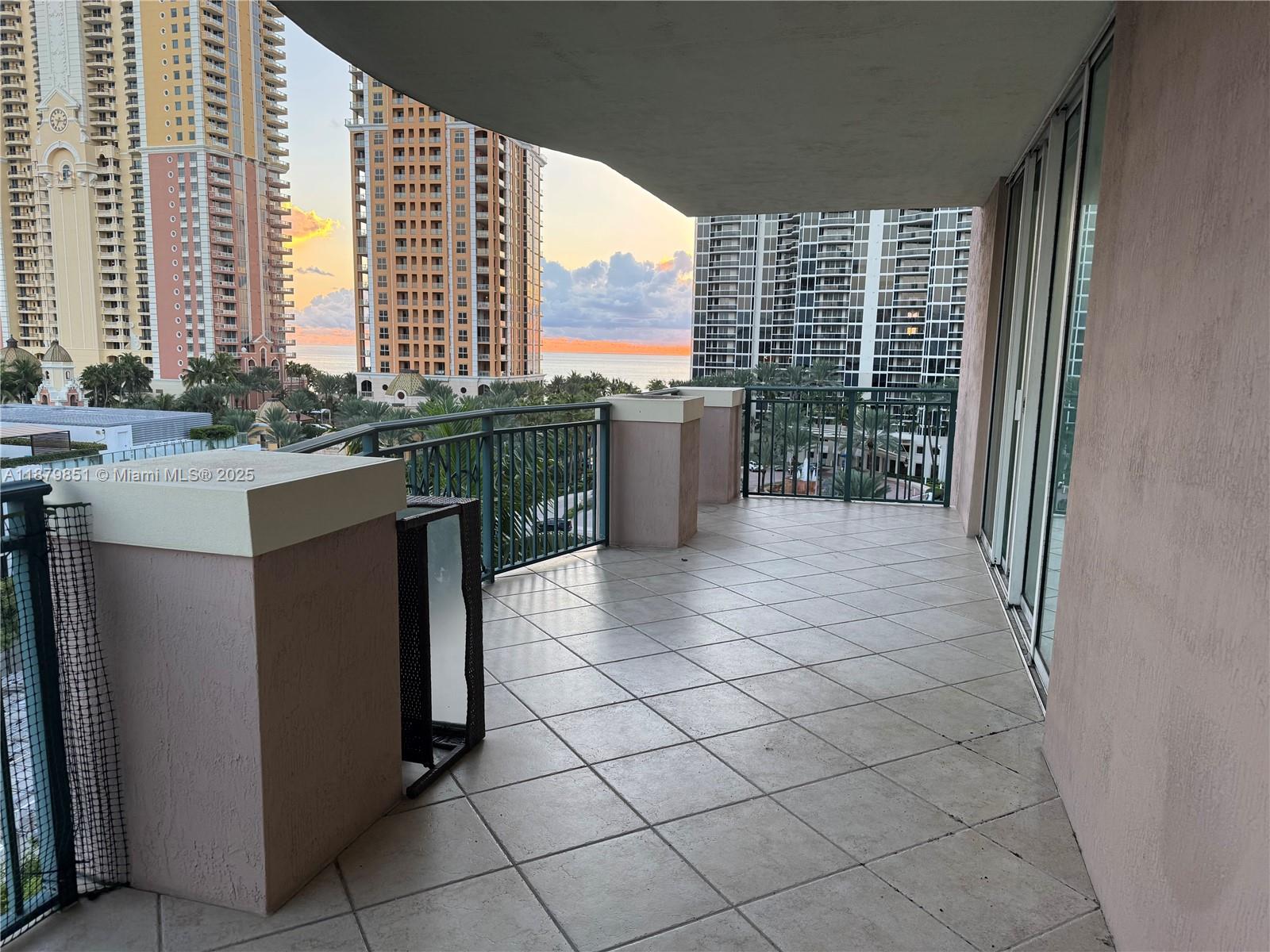 KING DAVID OF SUNNY ISLES - Residential Lease