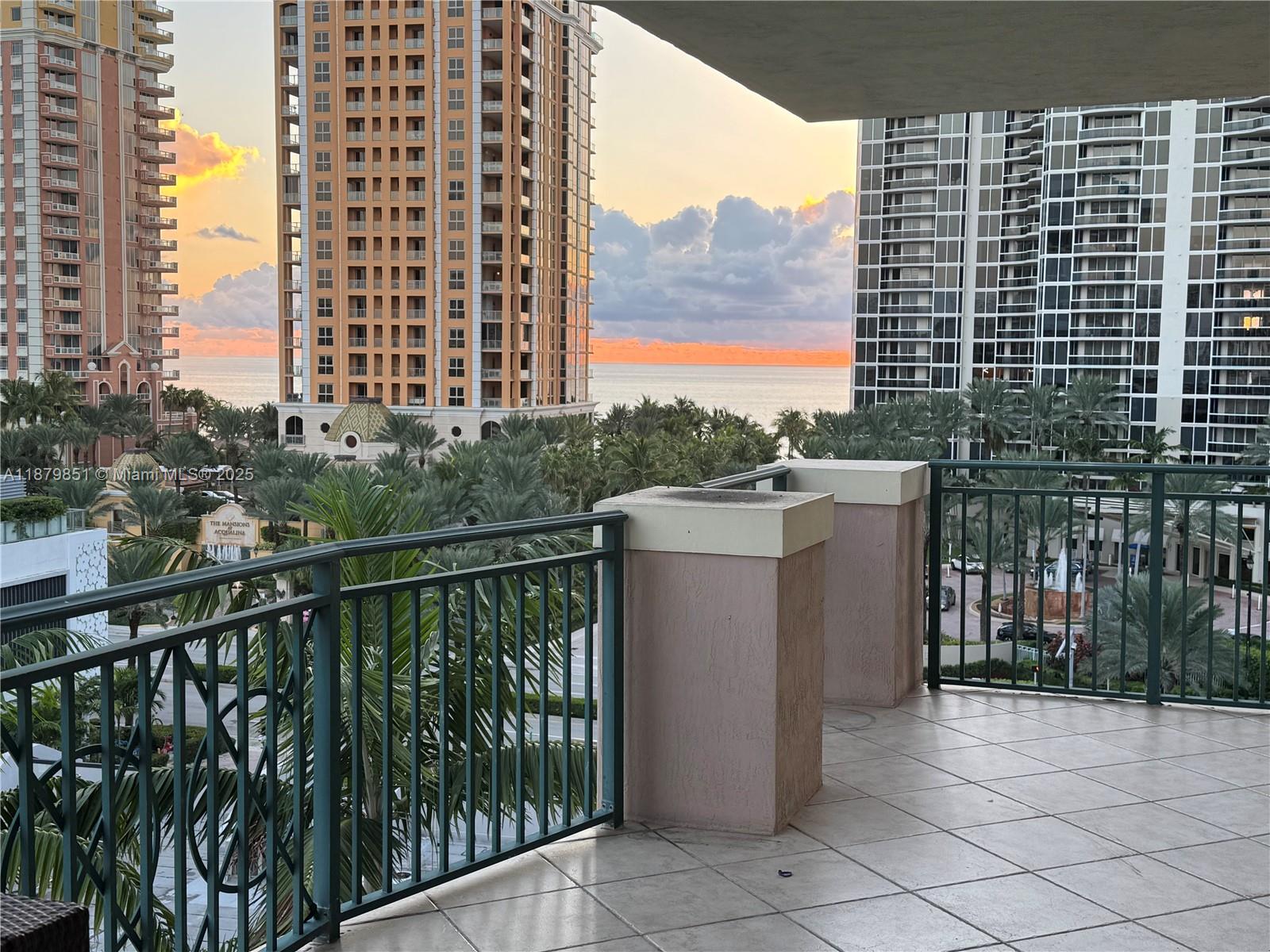 Spacious Corner Condo in Sunny Isles Beach,Experience the perfect balance of family living, relaxation, and quality of life in this 3-bedroom, 2-bathroom corner unit.
Located in a boutique modern building, just steps from the ocean and within walking distance to top schools (K-9), parks, restaurants, shops, and plazas. Enjoy a panoramic view in the heart of Sunny Isles Beach, with everything you need right at your doorstep.
The residence has been recently painted, featuring ceramic flooring, 3 balconies, and in-unit washer/dryer.
The building sits directly across from the beach and provides complimentary valet parking for two cars—a true blend of convenience and lifestyle.