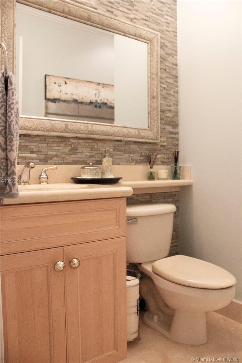 RIVERSTONE - Residential Lease