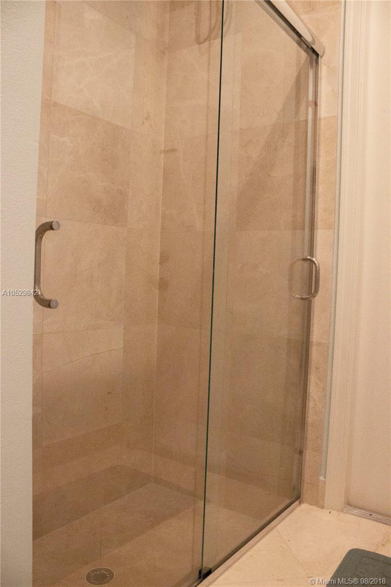 RIVERSTONE - Residential Lease