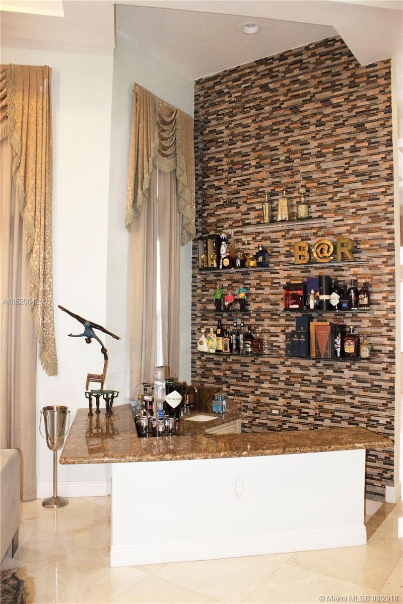 RIVERSTONE - Residential Lease