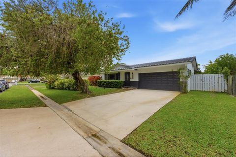 12002 NW 27th Dr 1 Coral Springs FL 33065