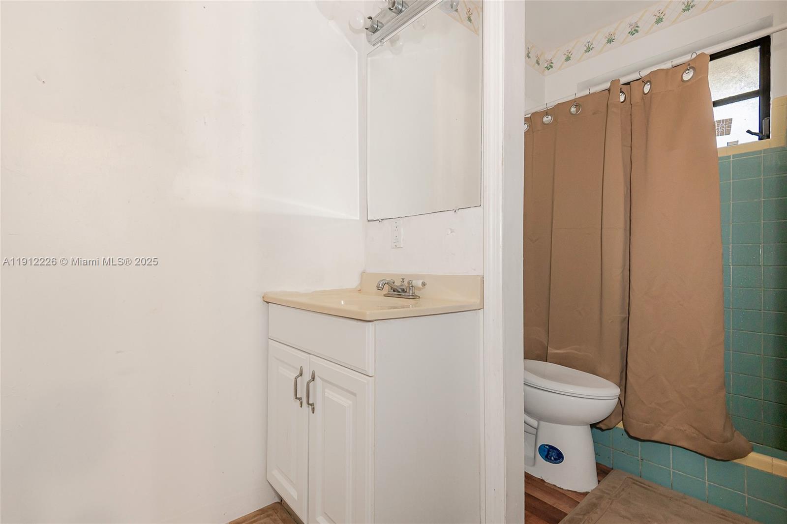 MIAMI SHORES HEIGHTS - Residential