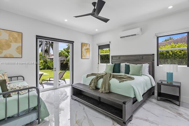 VALENCIA ACRES - Residential