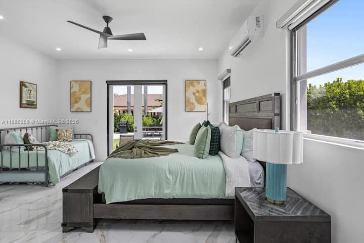 VALENCIA ACRES - Residential