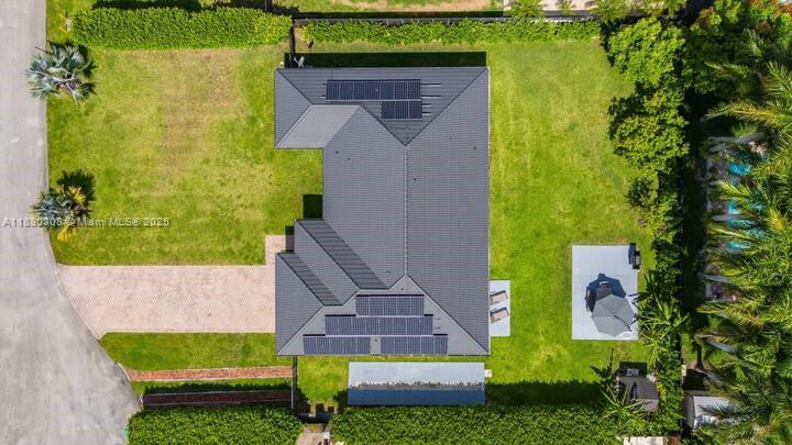 VALENCIA ACRES - Residential