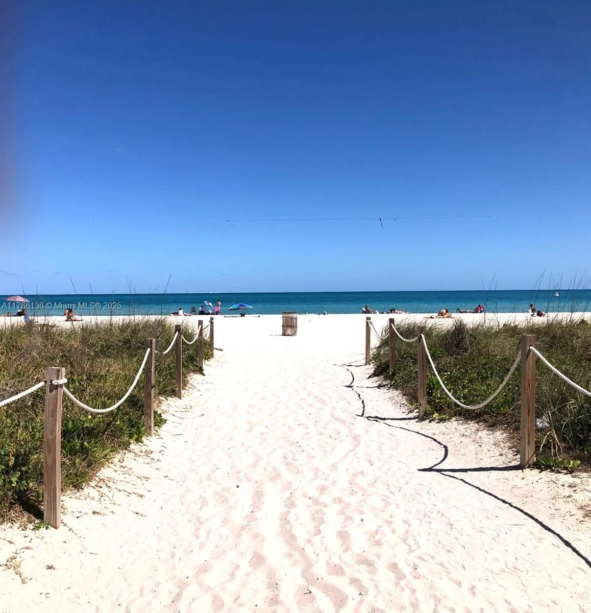 Miami Beach, Florida 33140, United States, 2 Bedrooms Bedrooms, ,2 BathroomsBathrooms,Residential,Active,91257