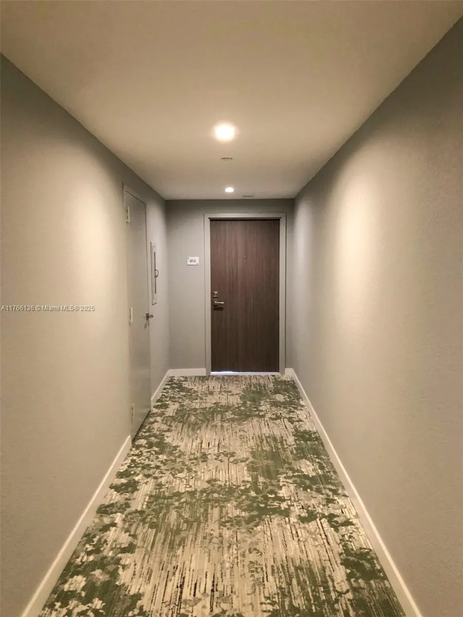 Miami Beach, Florida 33140, United States, 2 Bedrooms Bedrooms, ,2 BathroomsBathrooms,Residential,Active,91257