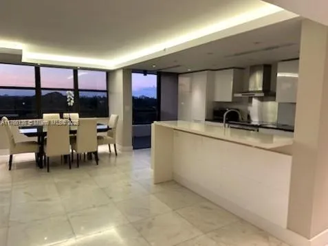 Miami Beach, Florida 33140, United States, 2 Bedrooms Bedrooms, ,2 BathroomsBathrooms,Residential,Active,91257