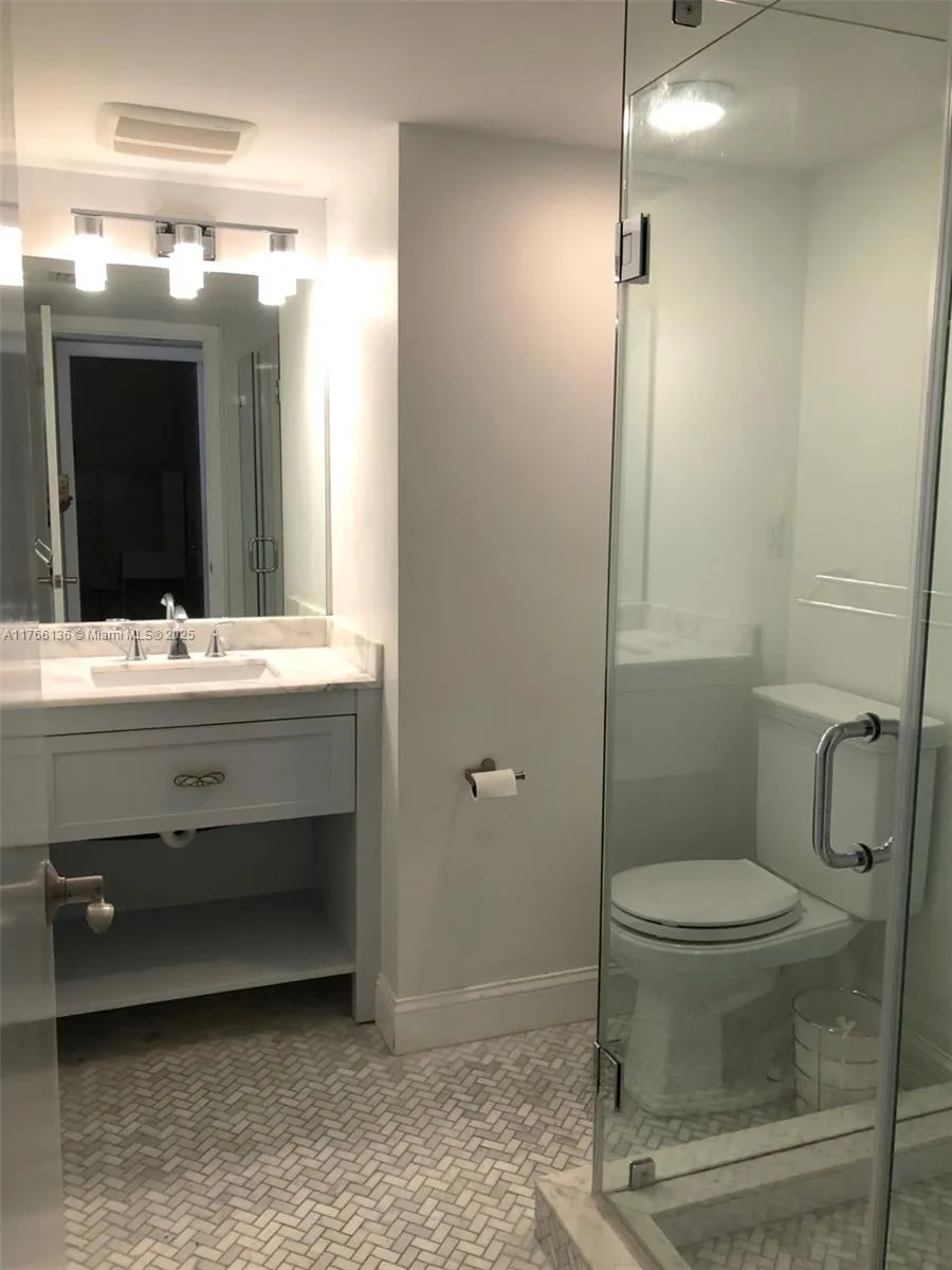 Miami Beach, Florida 33140, United States, 2 Bedrooms Bedrooms, ,2 BathroomsBathrooms,Residential,Active,91257