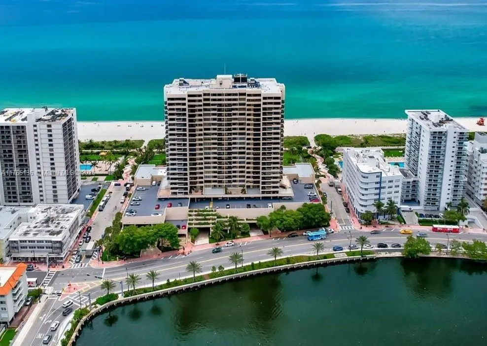 Miami Beach, Florida 33140, United States, 2 Bedrooms Bedrooms, ,2 BathroomsBathrooms,Residential,Active,91257