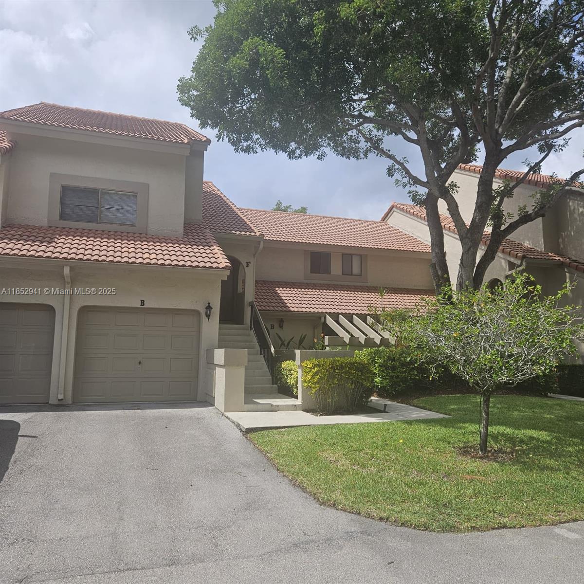 Welcome home to this tranquil 2/2 Coach Home w/garage with stunning views from large, enclosed balcony; located in Coach Houses of Town Place! This is a well maintained and highly desirable community w/ A rated schools. This home boasts spacious rooms and open floor plan. It is fully equipped kitchen with Stainless Steel appliances, full Washer & Dryer. Located close to the community pool. Amenities include water, trash, internet, cable. Close to Boca Town Center, Mizner Park! First & Security move in possible